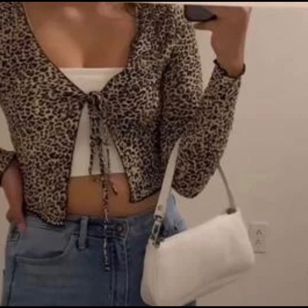 Leopard print tie front top
